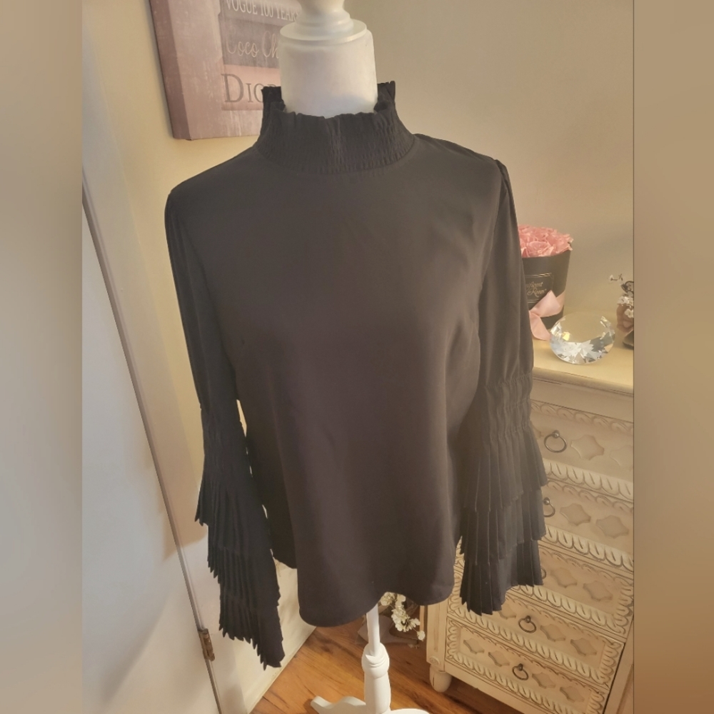 Black Top woth Flare Sleeves